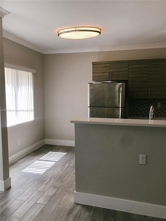 Eating Area straight off Kitchen