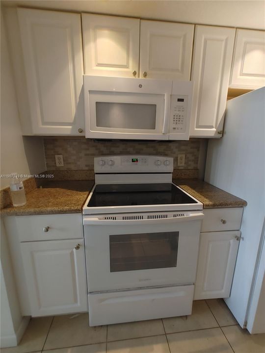 En Venta: $190,000 (1 camas, 1 baños, 768 Pies cuadrados)