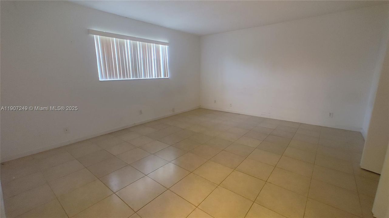 En Venta: $190,000 (1 camas, 1 baños, 768 Pies cuadrados)