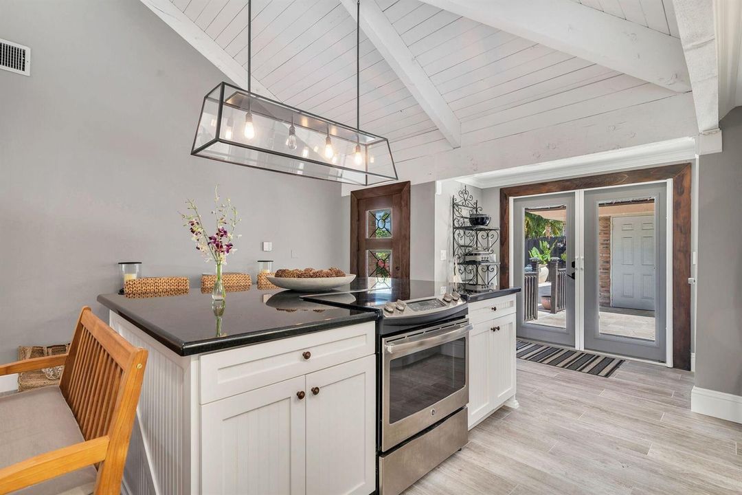 Kitchen Island