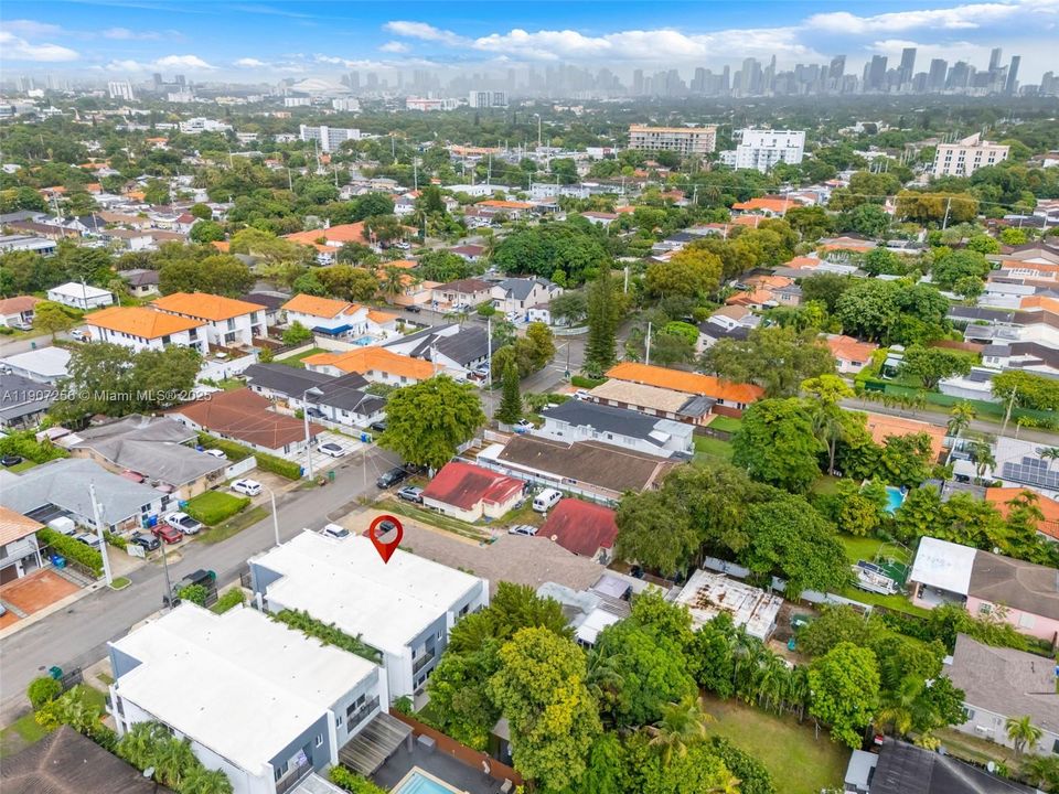 For Rent: $6,800 (3 beds, 3 baths, 2264 Square Feet)