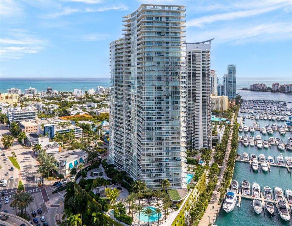 For Sale: $3,100,000 (2 beds, 2 baths, 1536 Square Feet)