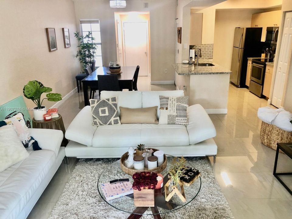 En Renta: $2,100 (1 camas, 1 baños, 850 Pies cuadrados)