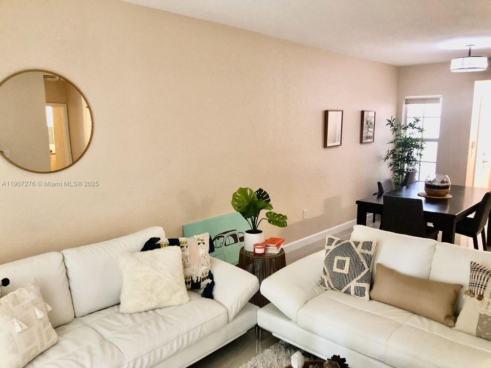 En Renta: $2,100 (1 camas, 1 baños, 850 Pies cuadrados)