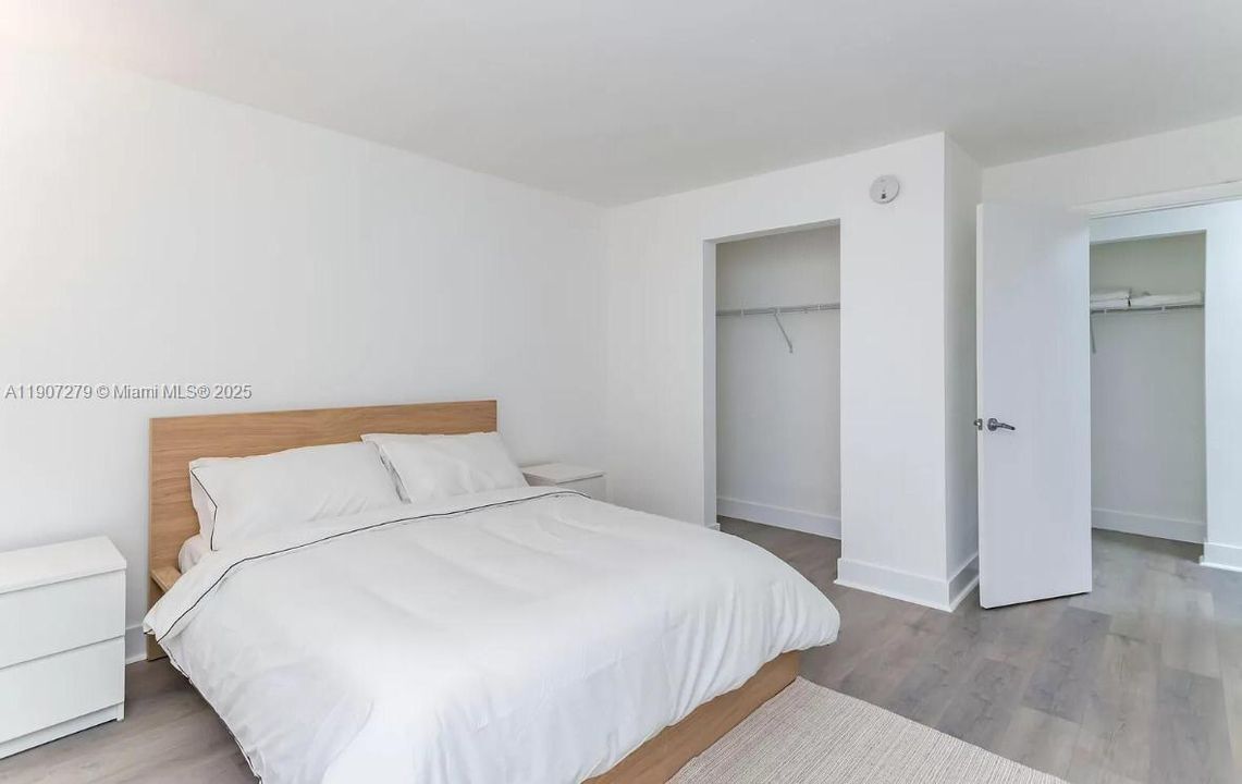 Recently Rented: $1,900 (1 beds, 1 baths, 500 Square Feet)