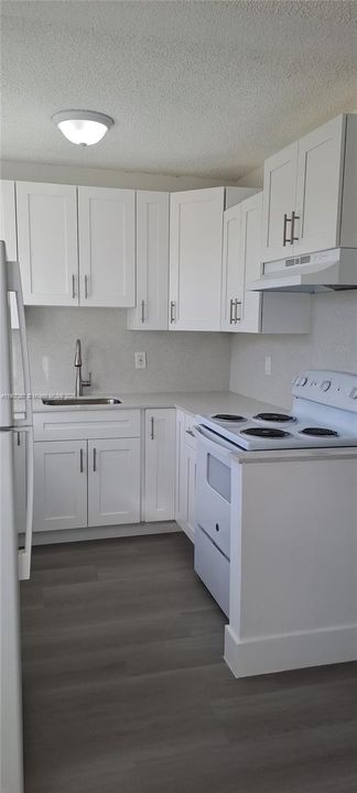 Recently Rented: $2,150 (3 beds, 1 baths, 847 Square Feet)