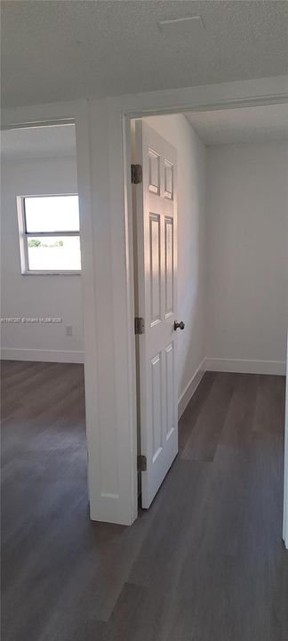 Recently Rented: $2,150 (3 beds, 1 baths, 847 Square Feet)