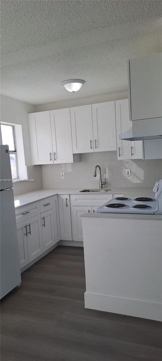 Recently Rented: $2,150 (3 beds, 1 baths, 847 Square Feet)