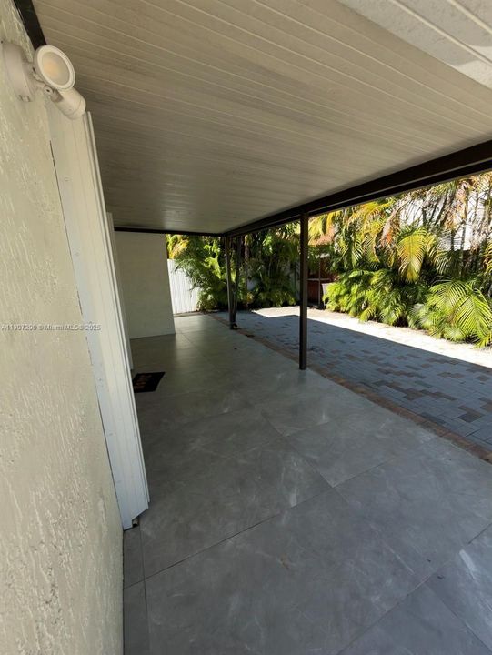 For Rent: $3,700 (3 beds, 2 baths, 1658 Square Feet)