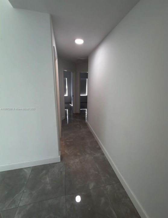 For Rent: $3,700 (3 beds, 2 baths, 1658 Square Feet)