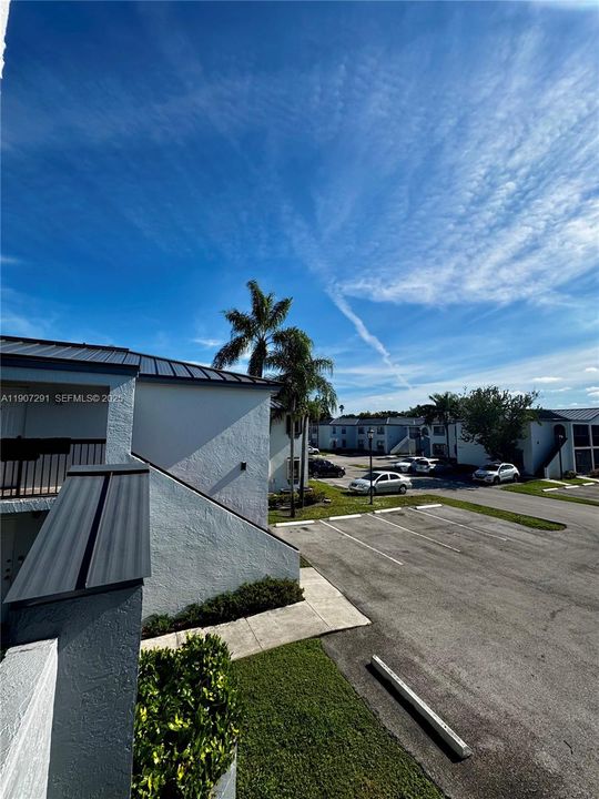 En Venta: $256,000 (2 camas, 2 baños, 900 Pies cuadrados)