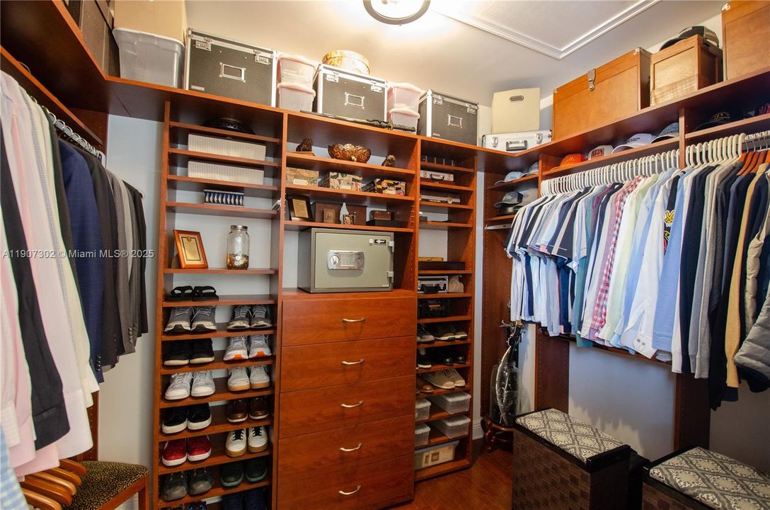 Active With Contract: $7,400 (3 beds, 2 baths, 2352 Square Feet)