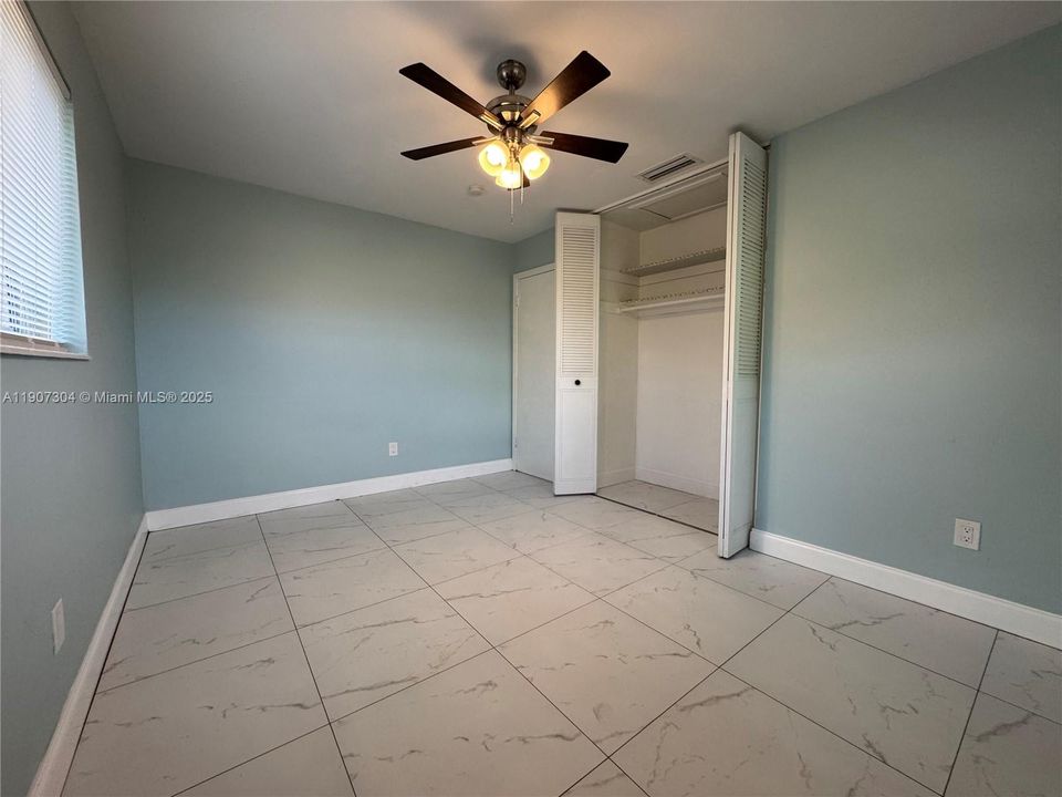 Recently Rented: $2,200 (2 beds, 1 baths, 1234 Square Feet)