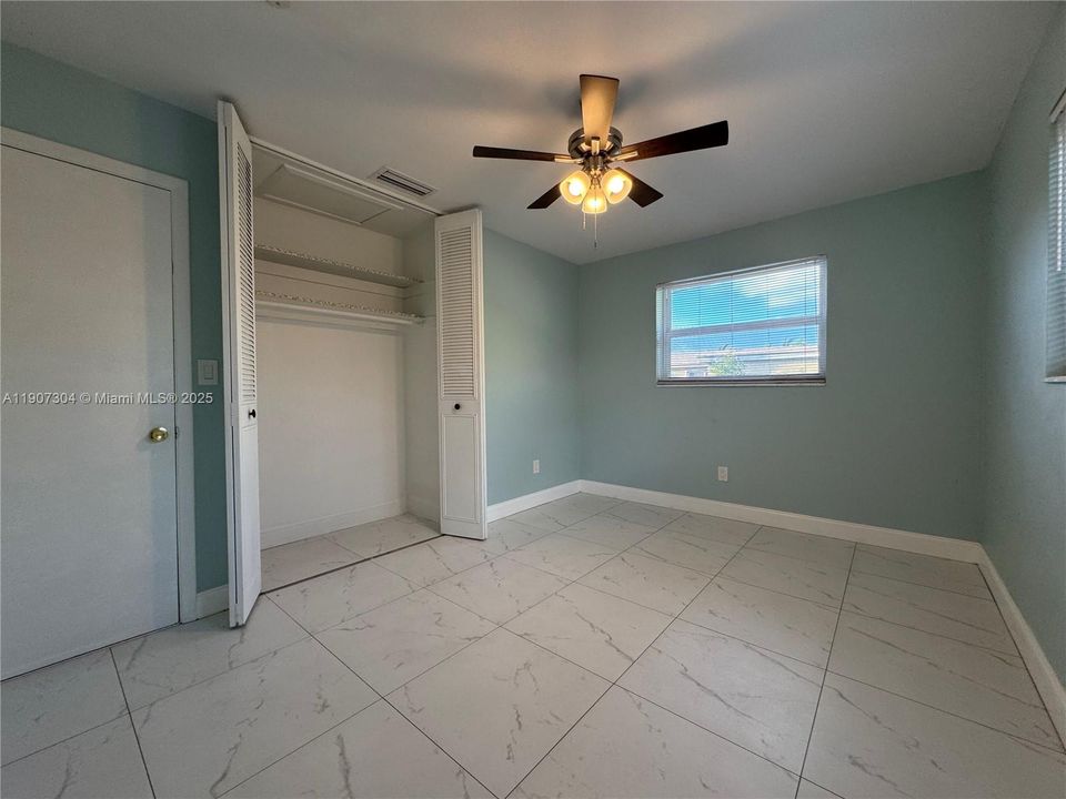 Recently Rented: $2,200 (2 beds, 1 baths, 1234 Square Feet)