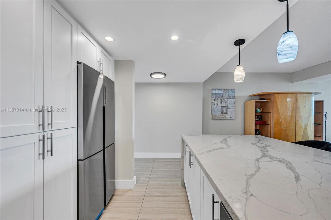 Active With Contract: $635,000 (2 beds, 2 baths, 1490 Square Feet)