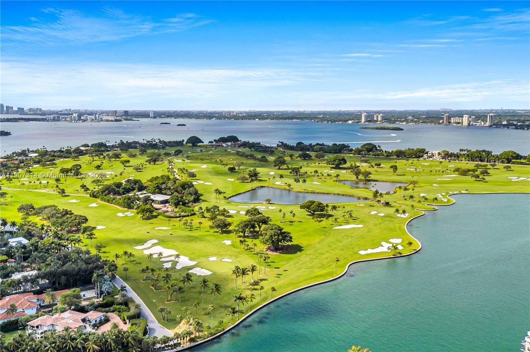 Active With Contract: $635,000 (2 beds, 2 baths, 1490 Square Feet)