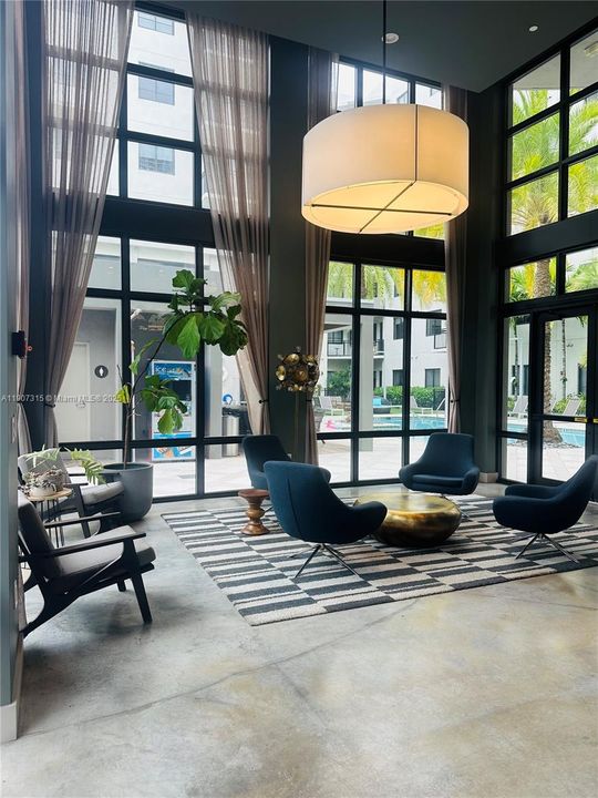 For Rent: $2,125 (1 beds, 1 baths, 1275 Square Feet)