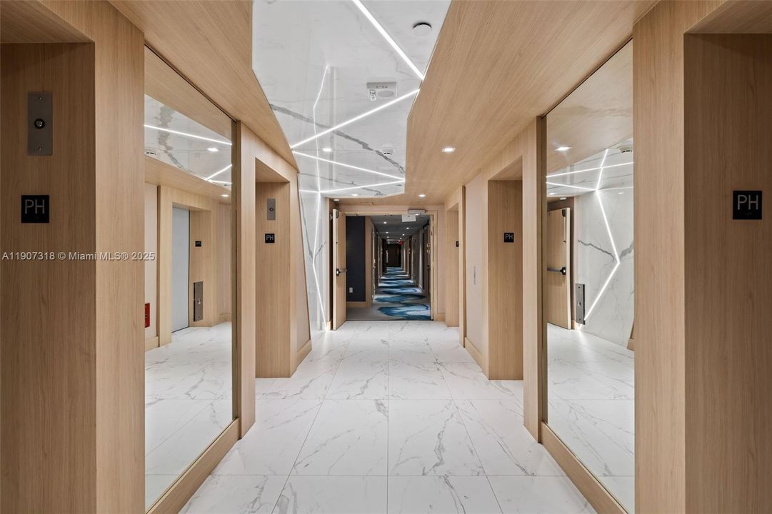 For Sale: $2,995,000 (3 beds, 3 baths, 2246 Square Feet)