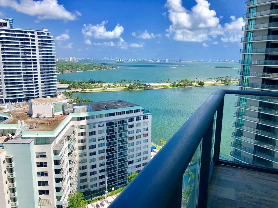 最近租的: $4,400 (1 贝兹, 1 浴室, 706 平方英尺)