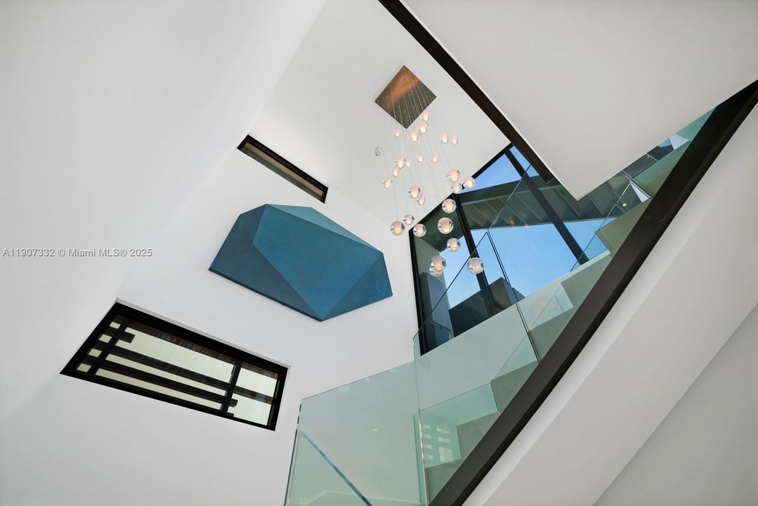 For Sale: $40,000,000 (6 beds, 8 baths, 6350 Square Feet)