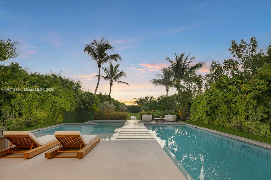 For Sale: $40,000,000 (6 beds, 8 baths, 6350 Square Feet)