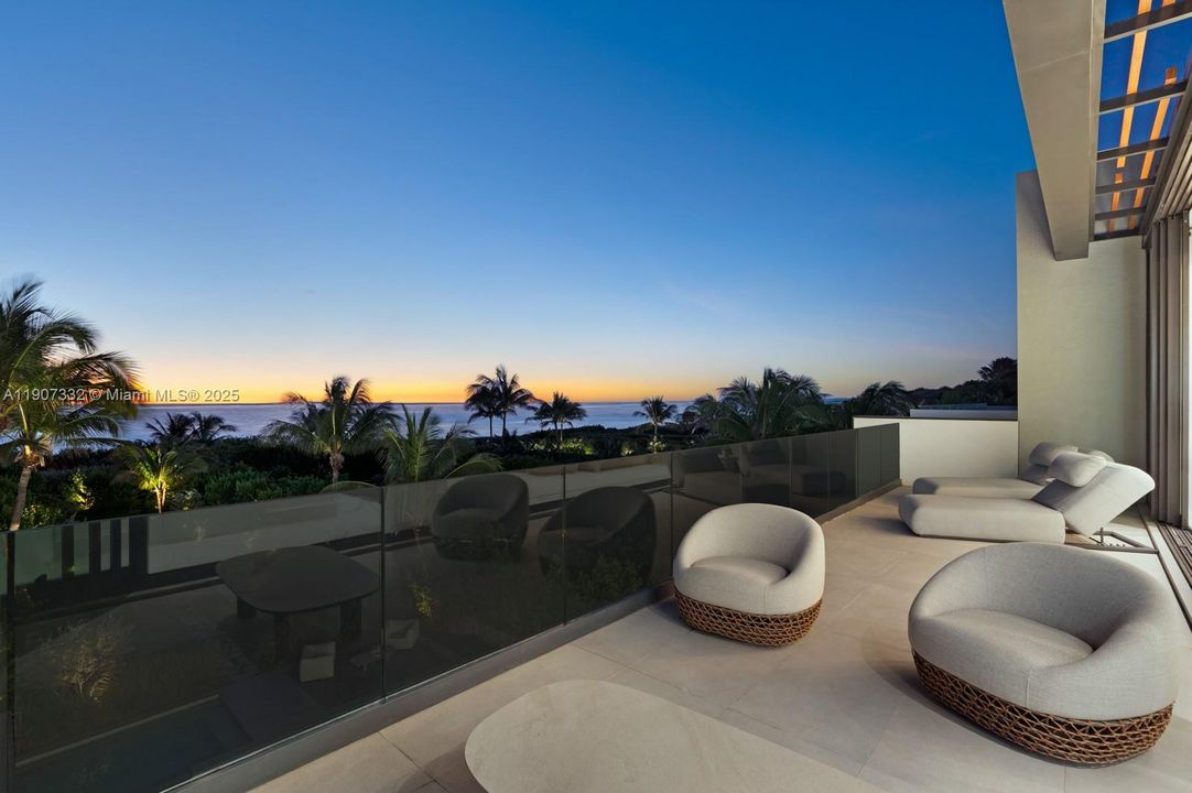 For Sale: $40,000,000 (6 beds, 8 baths, 6350 Square Feet)