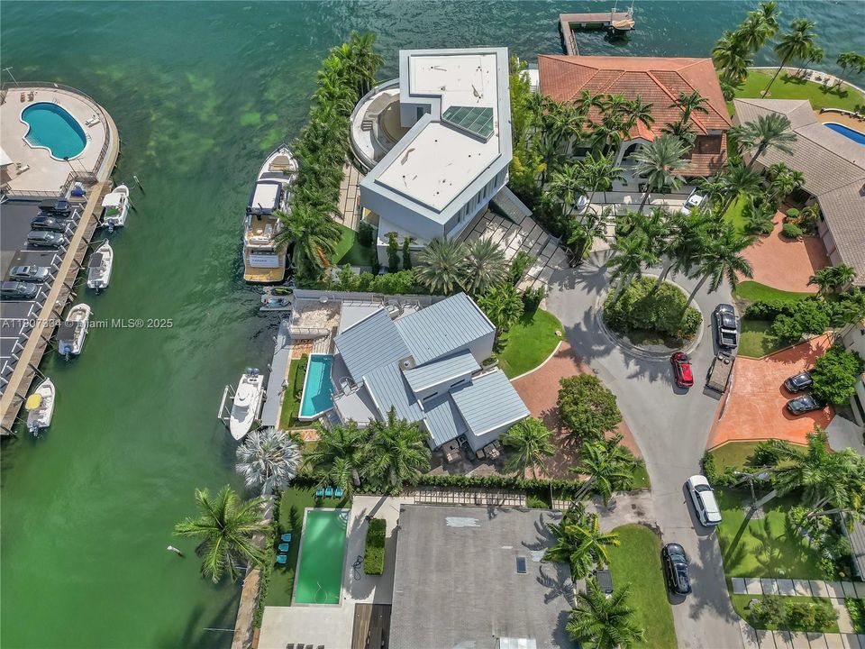 En Renta: $23,000 (5 camas, 3 baños, 3705 Pies cuadrados)