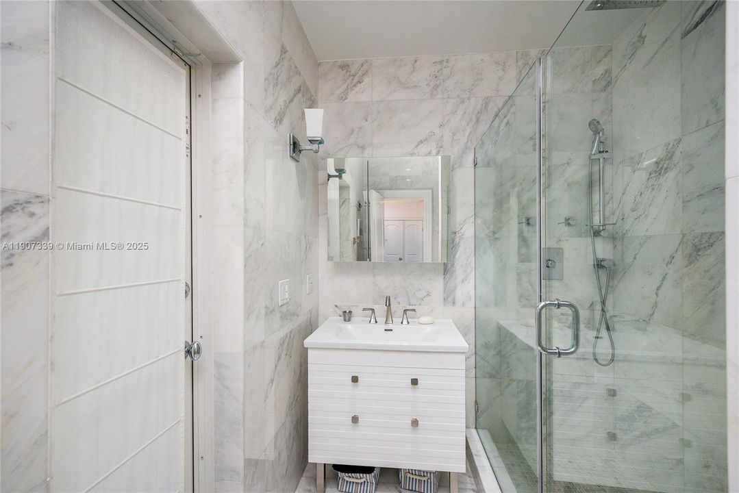 待售: $3,995,000 (4 贝兹, 5 浴室, 3609 平方英尺)