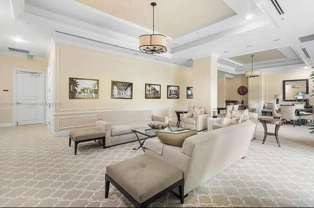 На продажу: $650,000 (2 спален, 2 ванн, 1374 Квадратных фут)