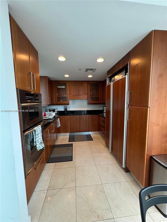 Recently Rented: $4,250 (3 beds, 3 baths, 1544 Square Feet)