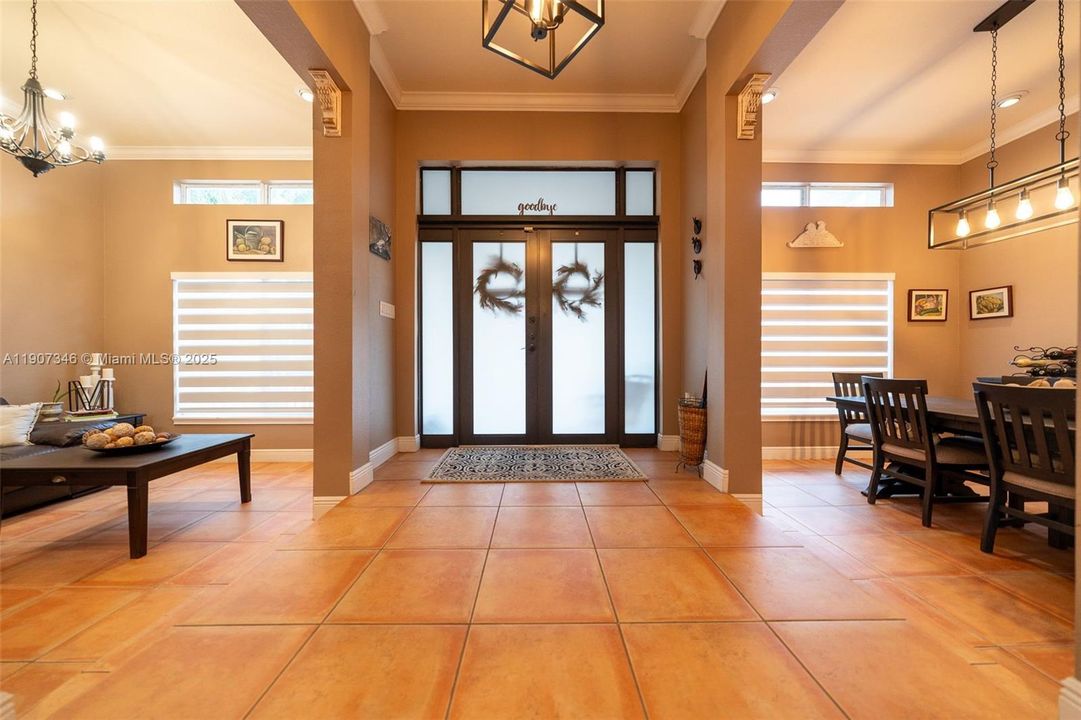 待售: $1,395,000 (4 贝兹, 2 浴室, 3275 平方英尺)