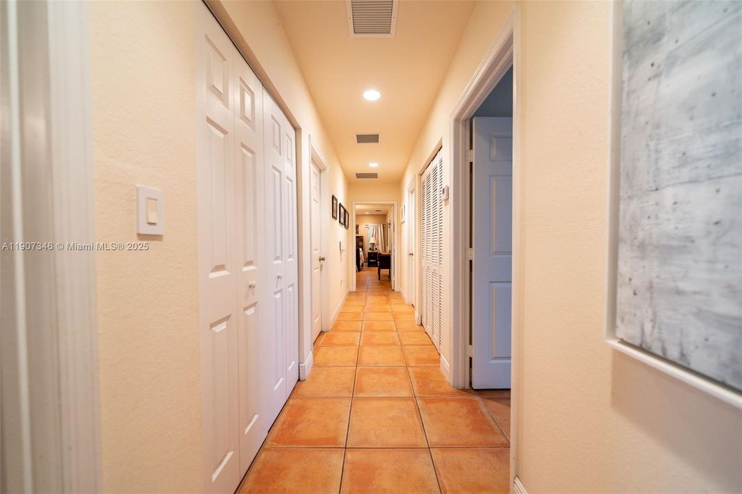 待售: $1,395,000 (4 贝兹, 2 浴室, 3275 平方英尺)