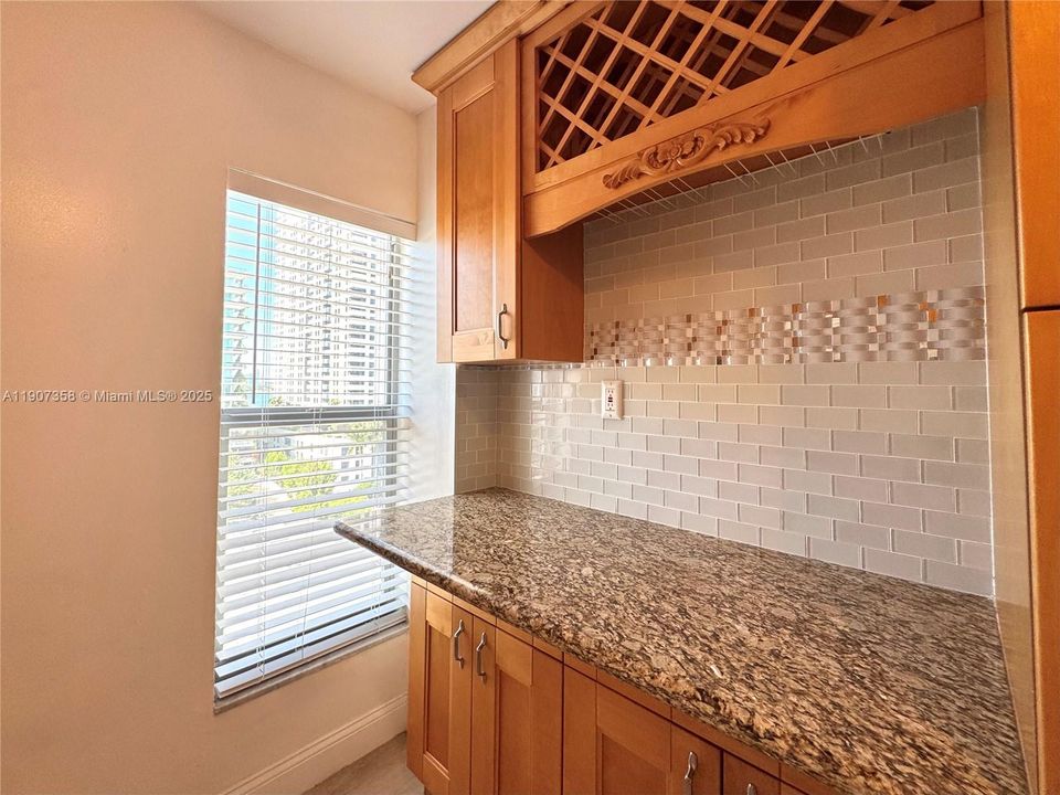 Activo con contrato: $2,800 (2 camas, 1 baños, 829 Pies cuadrados)