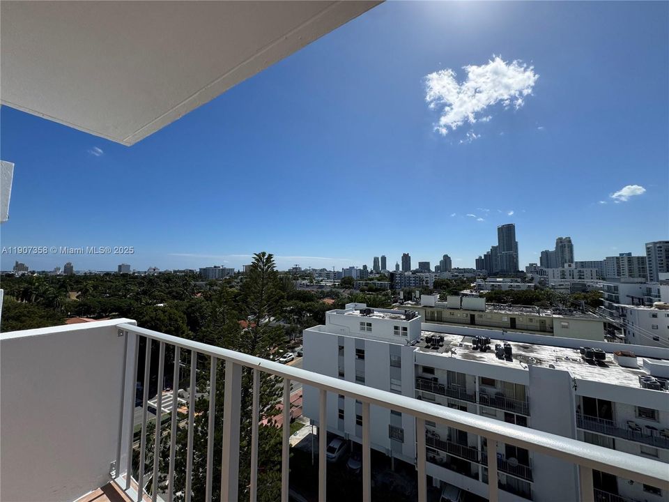 Activo con contrato: $2,800 (2 camas, 1 baños, 829 Pies cuadrados)