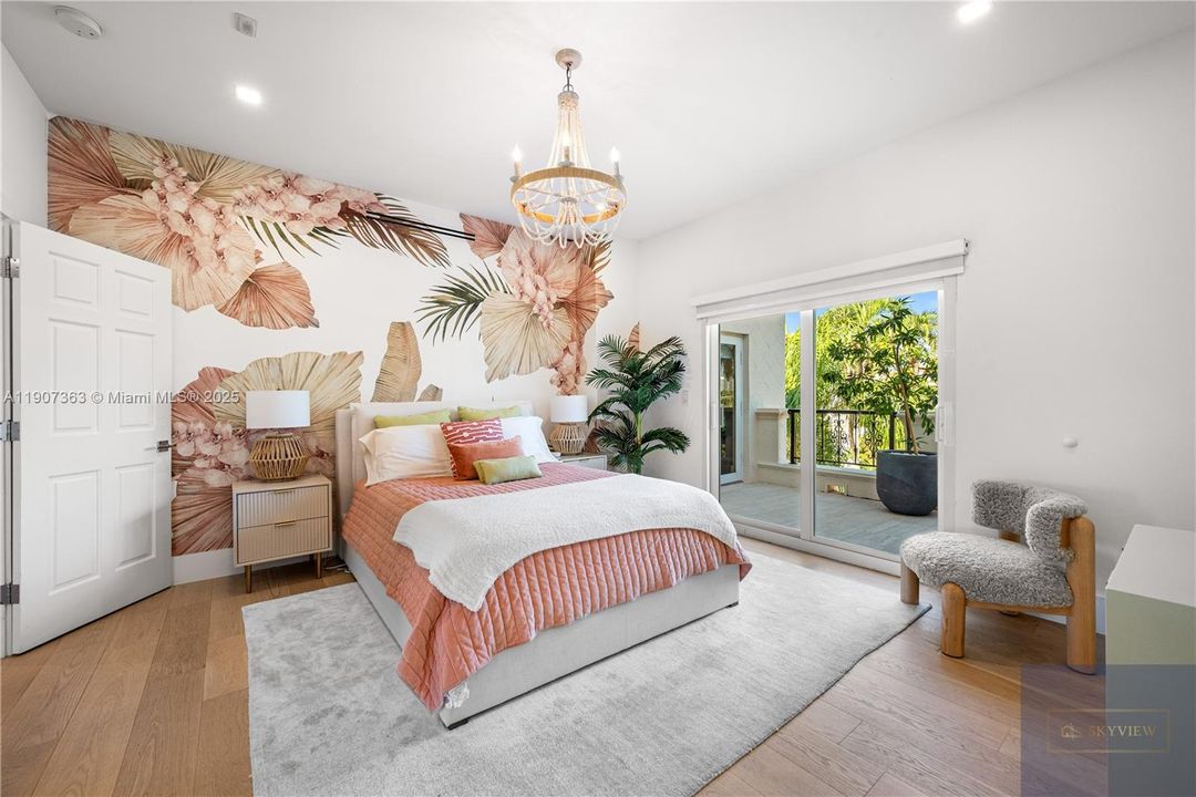 For Sale: $5,600,000 (3 beds, 3 baths, 2744 Square Feet)