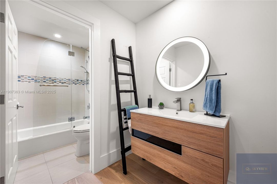 For Sale: $5,600,000 (3 beds, 3 baths, 2744 Square Feet)