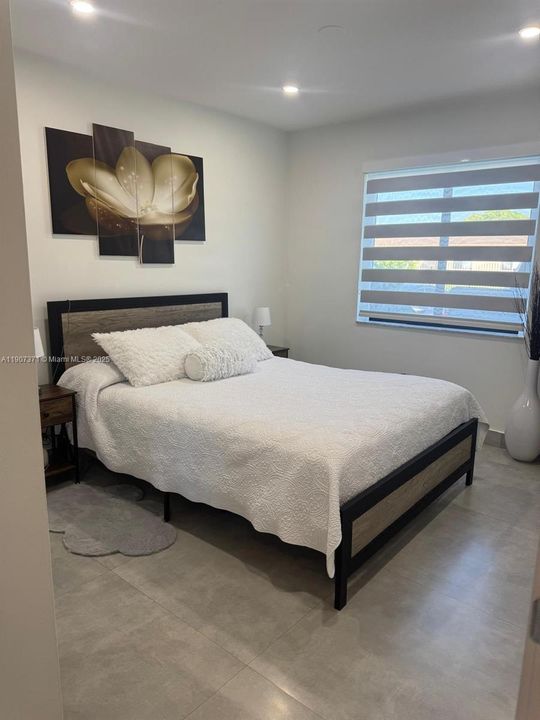 Под контрактом: $639,000 (4 спален, 3 ванн, 1254 Квадратных фут)