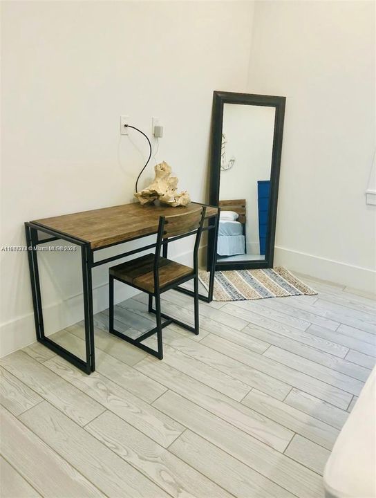 For Rent: $3,000 (3 beds, 2 baths, 3519 Square Feet)