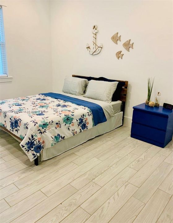 For Rent: $3,000 (3 beds, 2 baths, 3519 Square Feet)