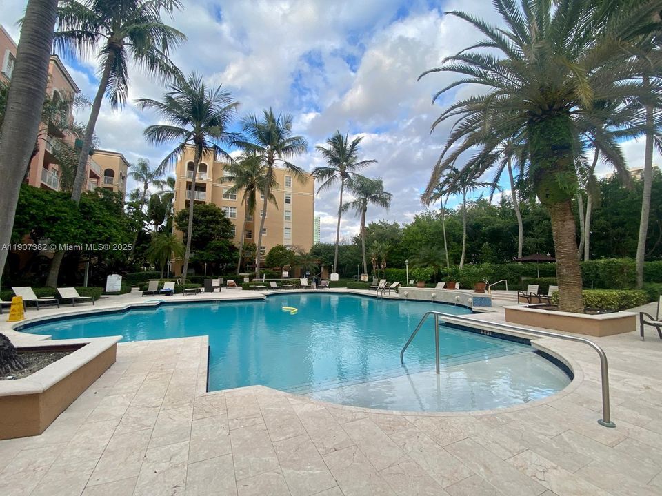 待售: $549,000 (3 贝兹, 2 浴室, 1330 平方英尺)