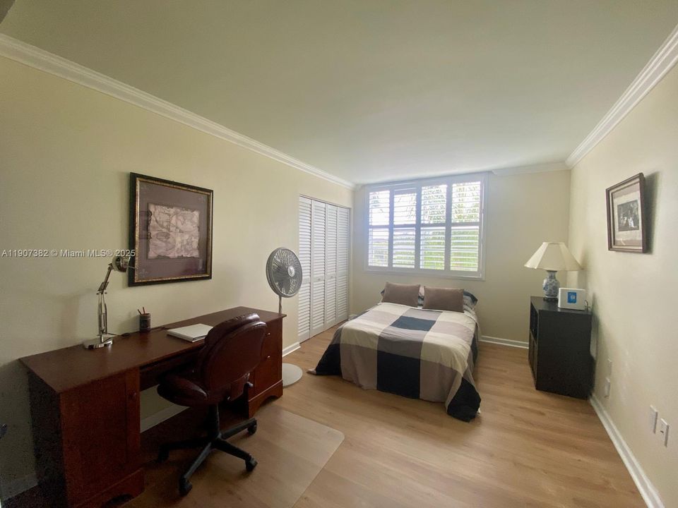 待售: $549,000 (3 贝兹, 2 浴室, 1330 平方英尺)