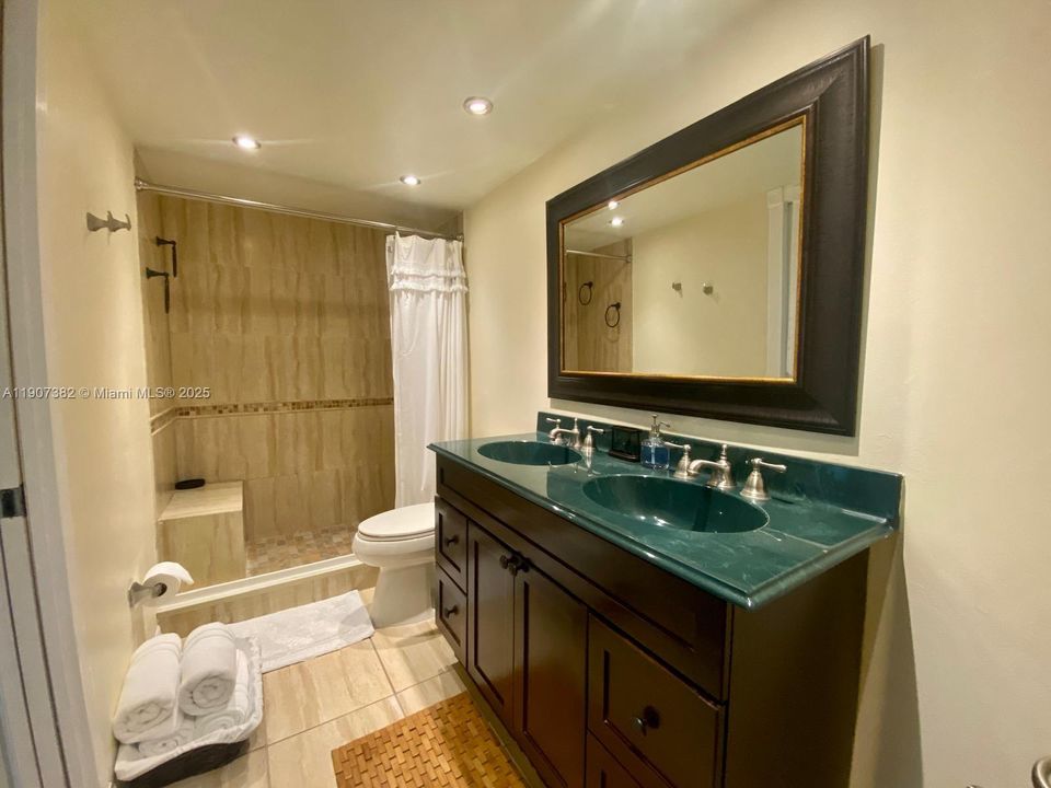 待售: $549,000 (3 贝兹, 2 浴室, 1330 平方英尺)