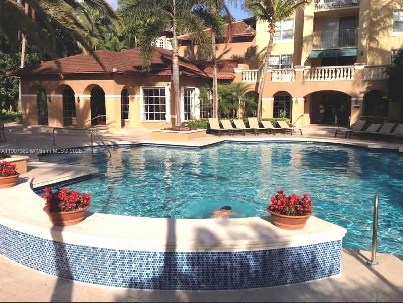 待售: $549,000 (3 贝兹, 2 浴室, 1330 平方英尺)