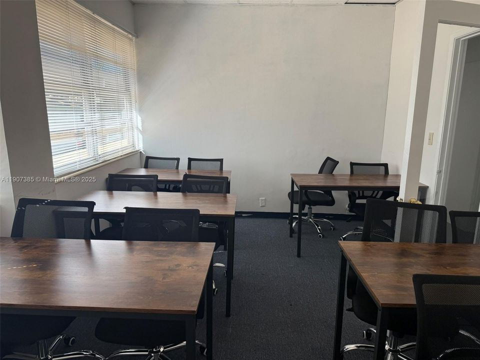 En Renta: $4,398 (0 camas, 0 baños, 0 Pies cuadrados)