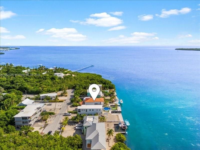 待售: $7,500,000 (5 贝兹, 4 浴室, 3026 平方英尺)