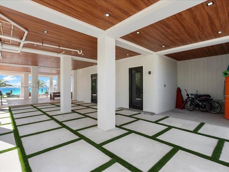 待售: $7,500,000 (5 贝兹, 4 浴室, 3026 平方英尺)