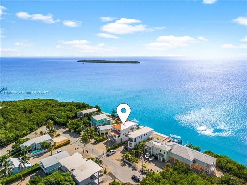 待售: $7,500,000 (5 贝兹, 4 浴室, 3026 平方英尺)