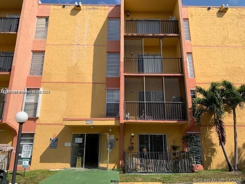 For Rent: $1,994 (2 beds, 1 baths, 728 Square Feet)