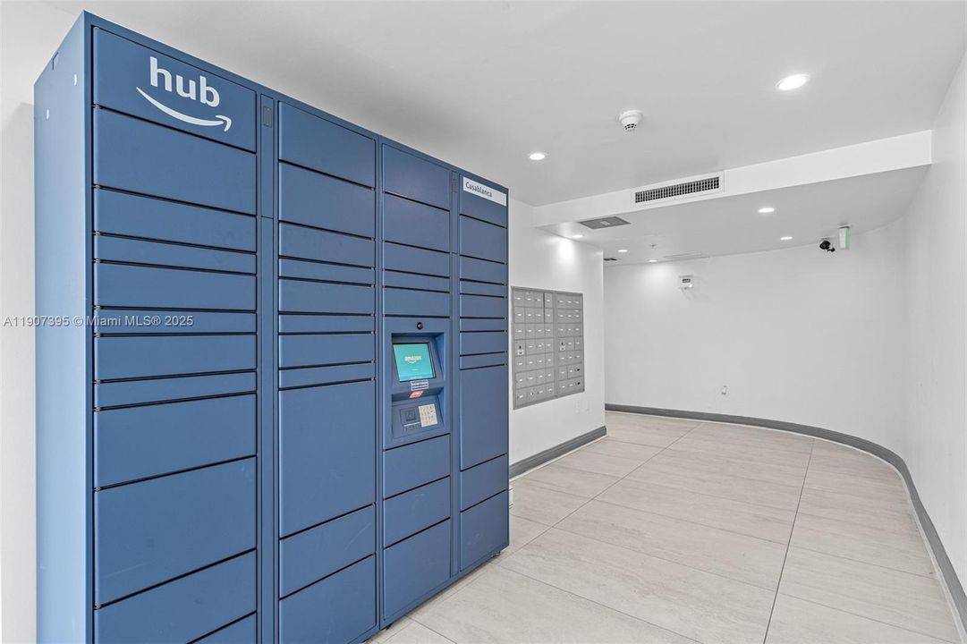 For Rent: $2,500 (1 beds, 1 baths, 862 Square Feet)