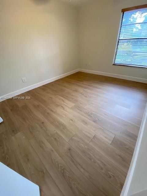 В аренду: $3,400 (3 спален, 2 ванн, 1396 Квадратных фут)